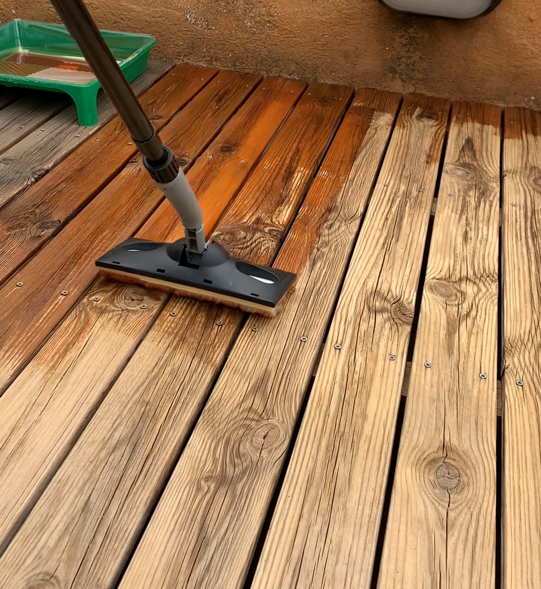 herramientas-para-la-limpieza-y-proteccion-de-una-terraza
