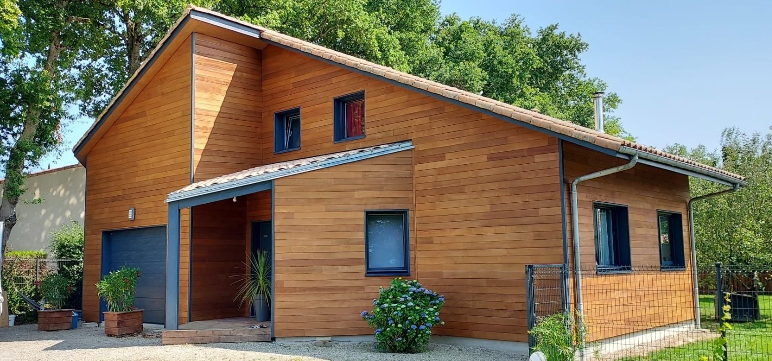 Comment réussir la rénovation d'un bardage en bois ?