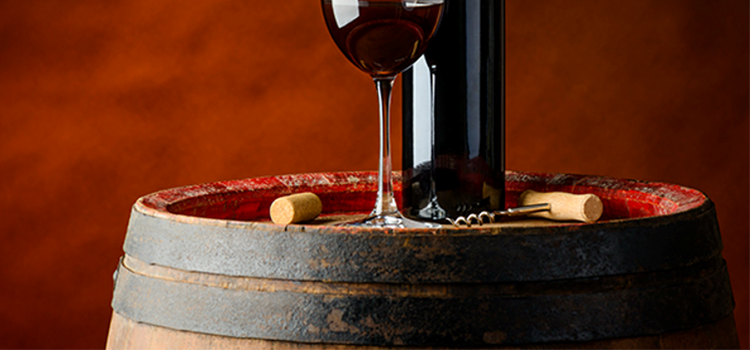 Pourquoi le fût en chêne donne du vin boisé ?
